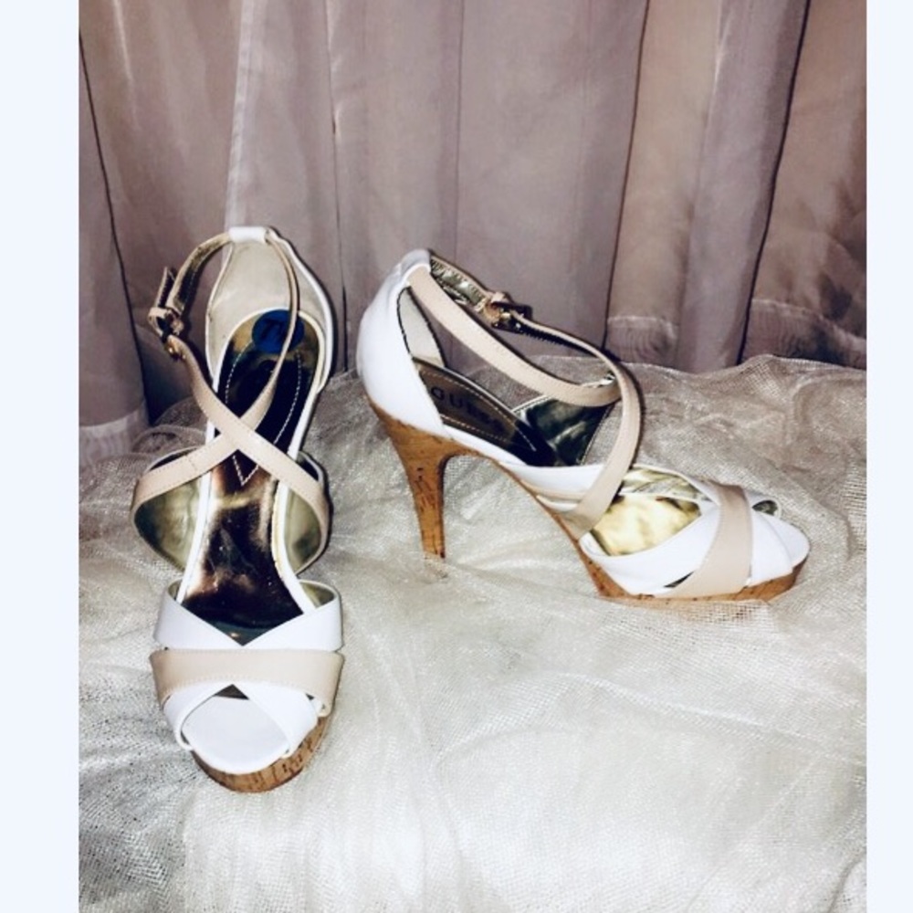 Guess Nude and White High Heel size 7.5